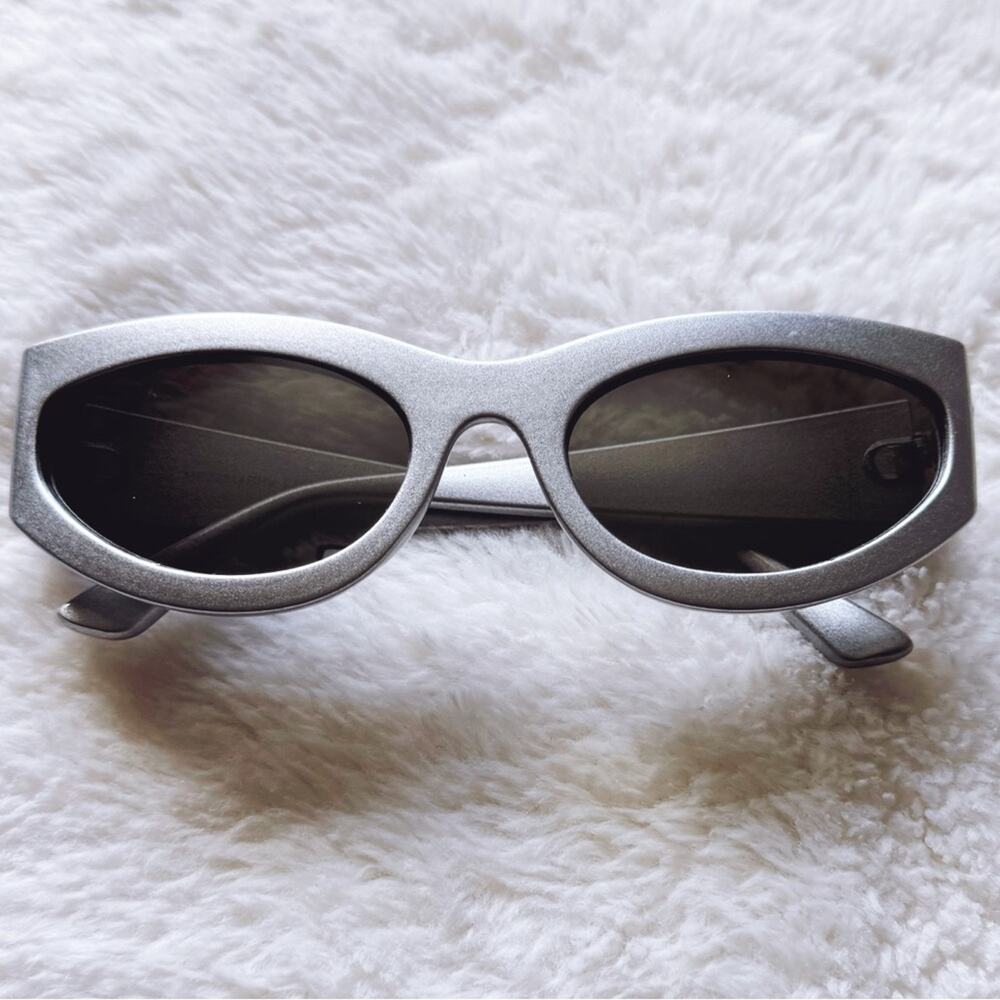 Faye Mirrored Silver Cat-Eye Sunglasses
